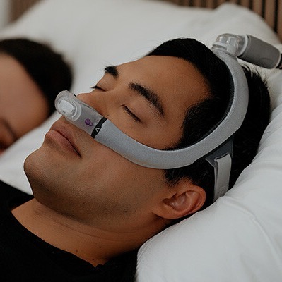 AirTouch-N30i-Couple-Sleeping-500x400