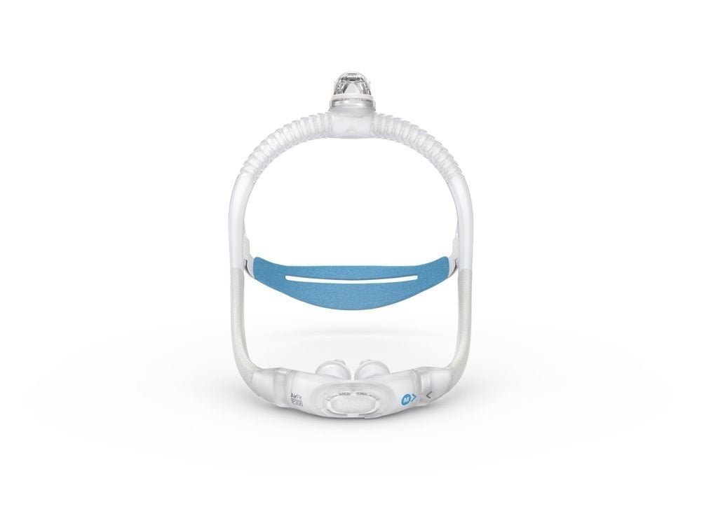 Mascarilla AirFit P30i ResMed en primer plano, usada en el tratamiento de apnea del sueño
